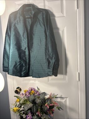 Barry Wang Men’s Medium Teal Green Silk Blend Long Sleeve Dress Shirt.